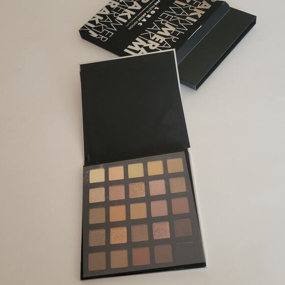 Lorac Pro Palette Artist Edition - 25 Eyeshadow Shades , New In Box, Full Size - Picture 6 of 8